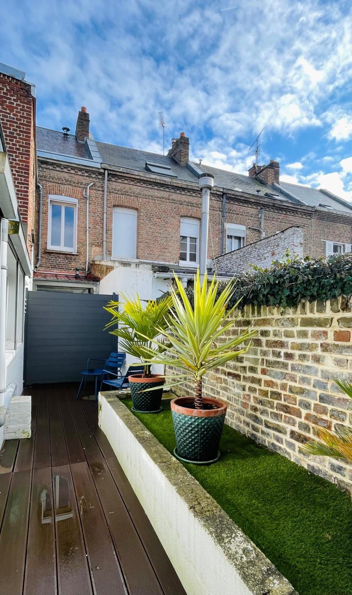 Soleil Levant - T2 Avec Terrasse Proche Gare Amiens Zewnętrze zdjęcie